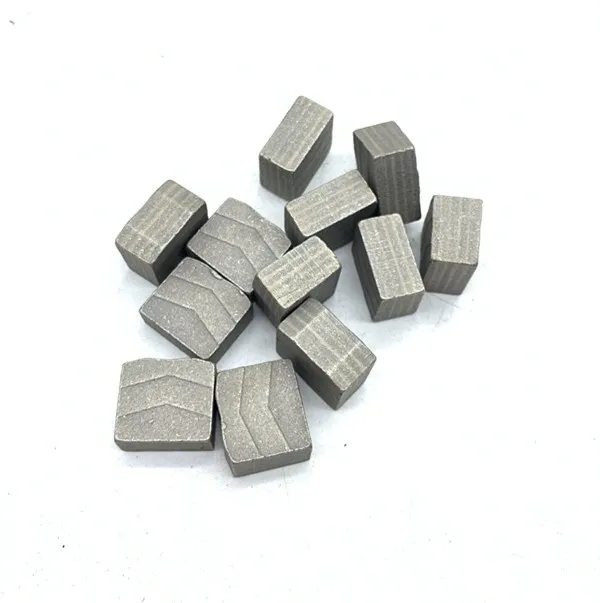 O diamante circular da etapa viu o segmento da lâmina para o bloco de granito